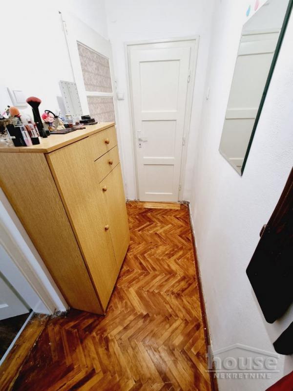 Slika 9 - Stan,NOVI SAD,SATELIT,kv: 33.00, € 82400, ID: 1059136