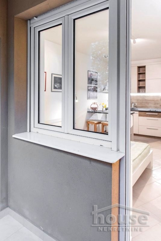 Slika 8 - Stan,NOVI SAD,CENTAR,kv: 24.00, € 85000, ID: 1062029