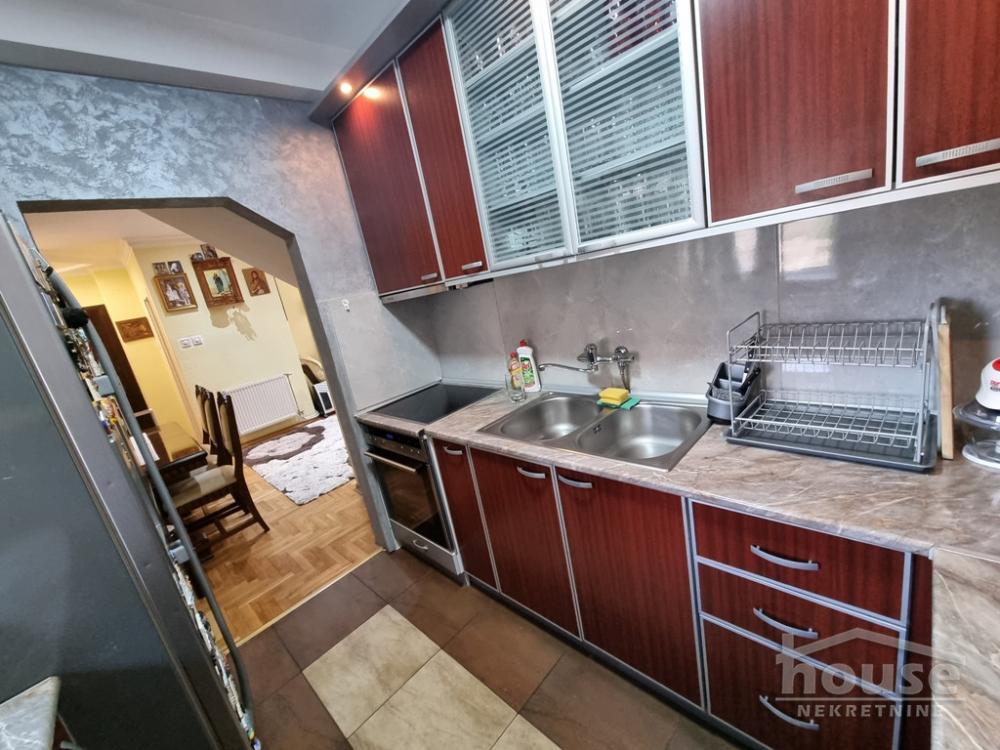 Slika 7 - Stan,NOVI SAD,CENTAR,kv: 77.00, € 198800, ID: 1064088