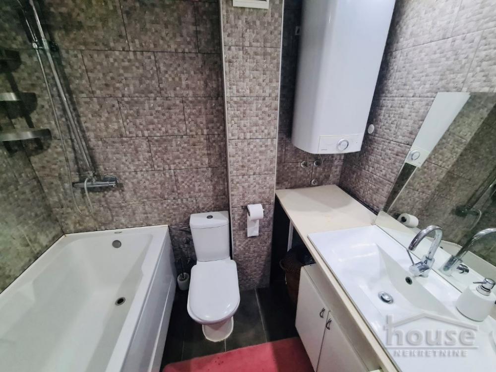 Slika 8 - Stan,NOVI SAD,ADICE,kv: 81.00, € 120000, ID: 1062777