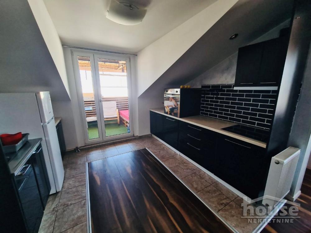 Slika 6 - Stan,NOVI SAD,ADICE,kv: 81.00, € 120000, ID: 1062777