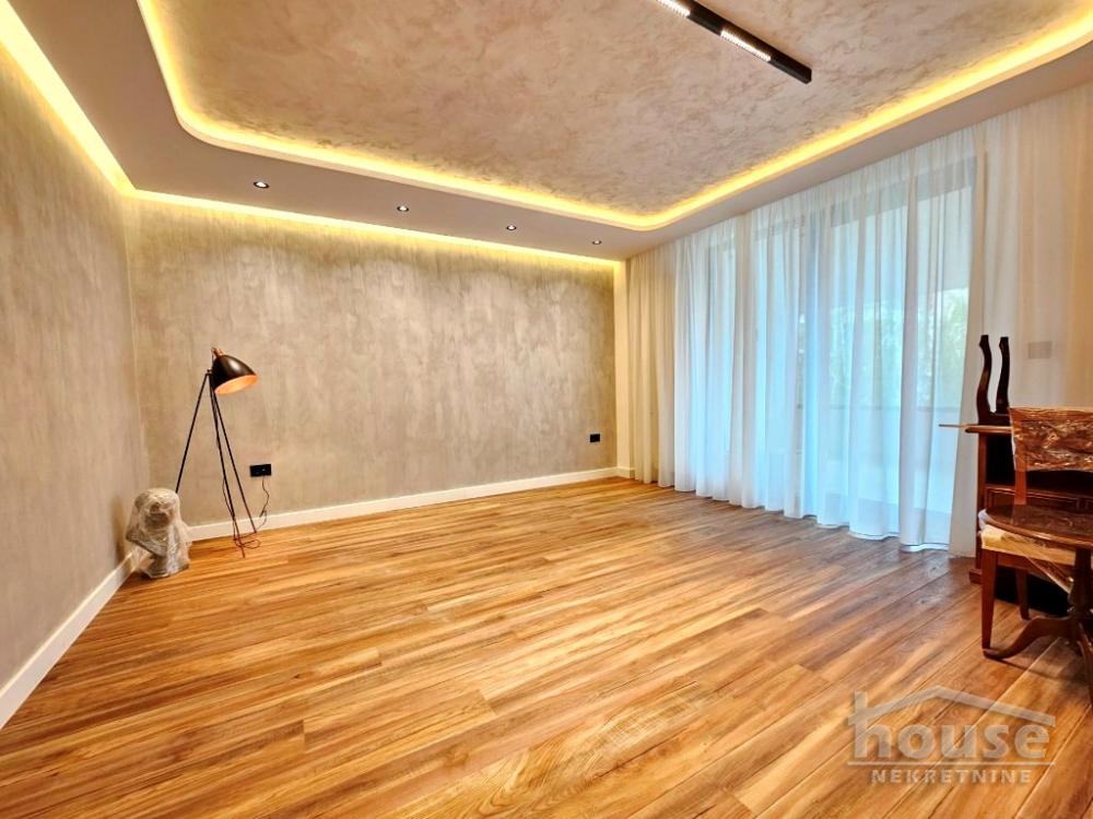 Slika 2 - Stan,NOVI SAD,CENTAR,kv: 119.00, € 321300, ID: 1063404