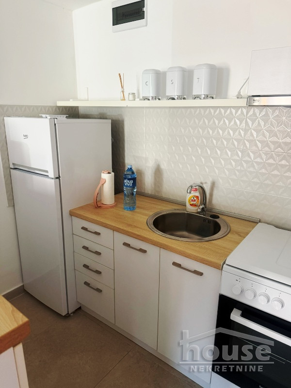 Slika 1 - Stan,NOVI SAD,BULEVAR EVROPE,kv: 24.00, € 59740, ID: 1064053
