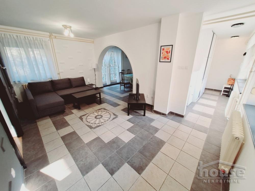 Slika 5 - Stan,NOVI SAD,CENTAR,kv: 103.00, € 200000, ID: 1062320