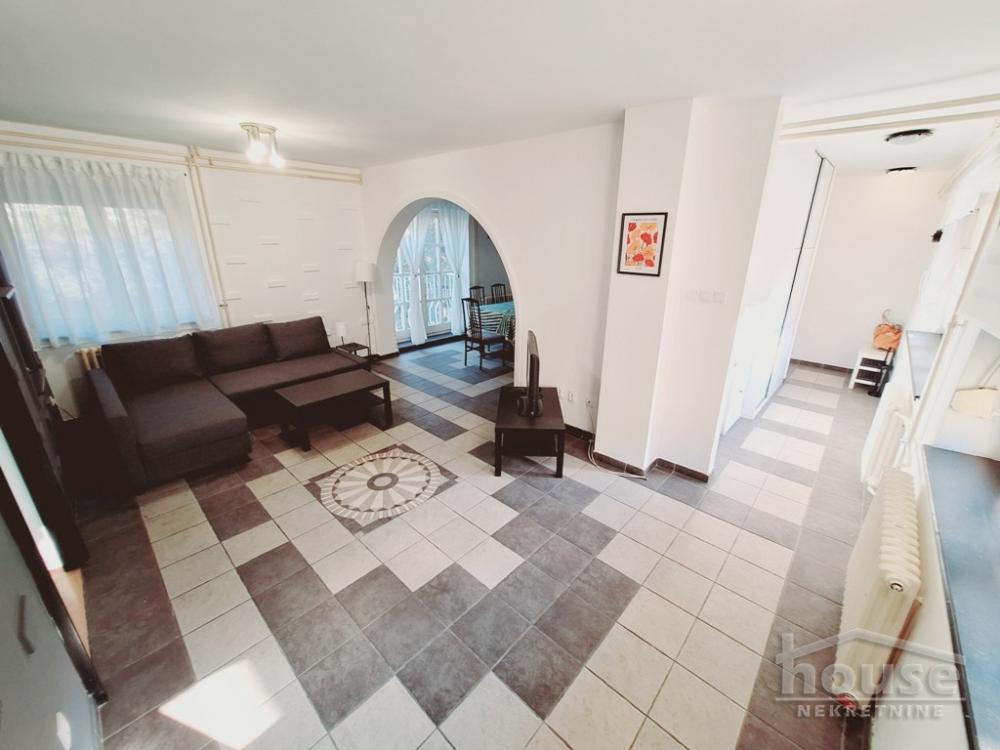 Slika 4 - Stan,NOVI SAD,CENTAR,kv: 103.00, € 200000, ID: 1062320