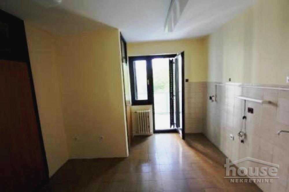 Slika 2 - Stan,NOVI SAD,CENTAR,kv: 99.00, € 215000, ID: 1062785