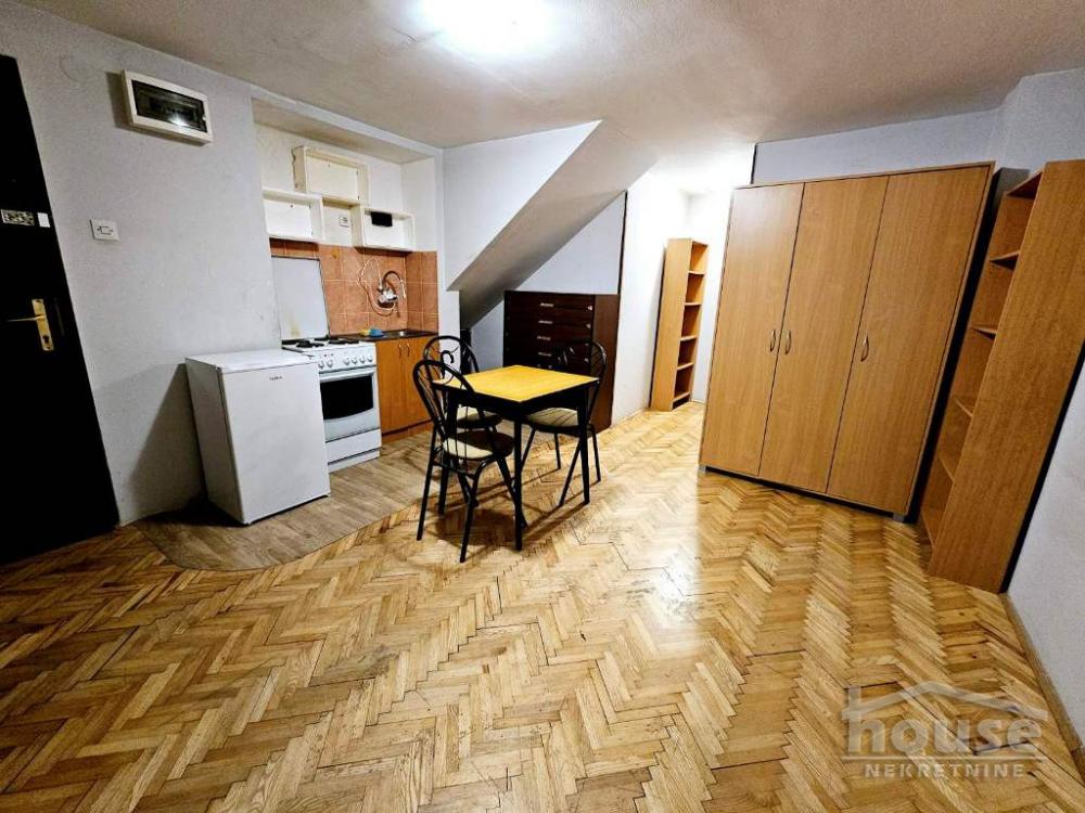 Slika 2 - Stan,NOVI SAD,GRBAVICA,kv: 28.00, € 68000, ID: 1064072