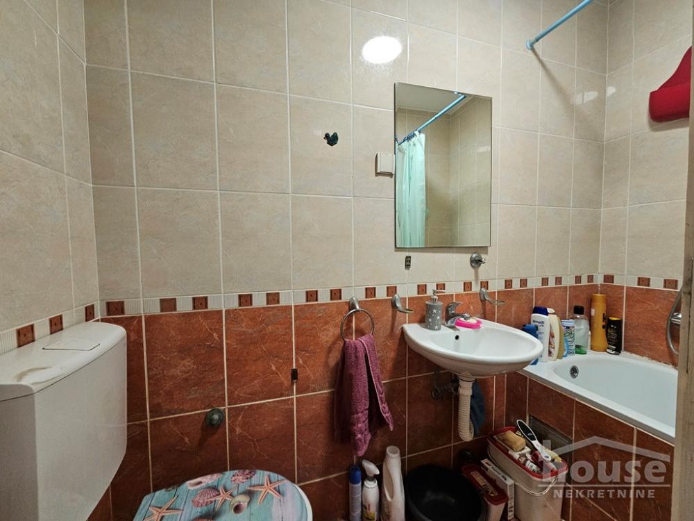 Slika 9 - Stan,NOVI SAD,NOVA DETELINARA,kv: 62.00, € 148000, ID: 1063428