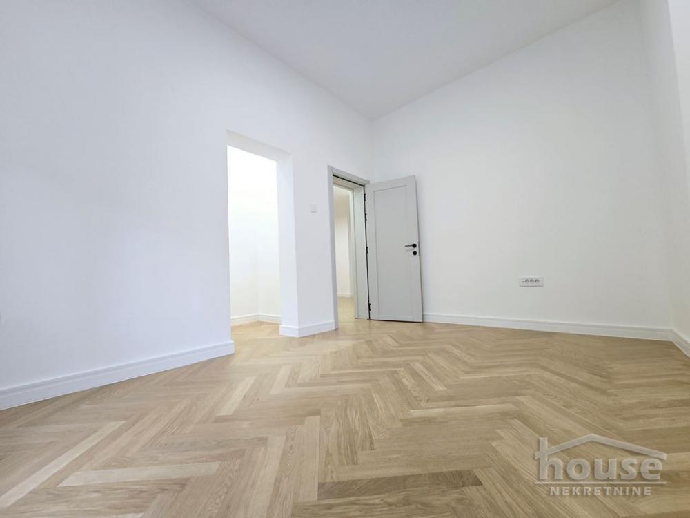 Slika 10 - Stan,NOVI SAD,CENTAR,kv: 112.00, € 392000, ID: 1063503