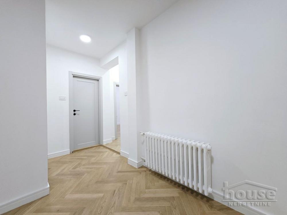 Slika 8 - Stan,NOVI SAD,CENTAR,kv: 112.00, € 392000, ID: 1063503