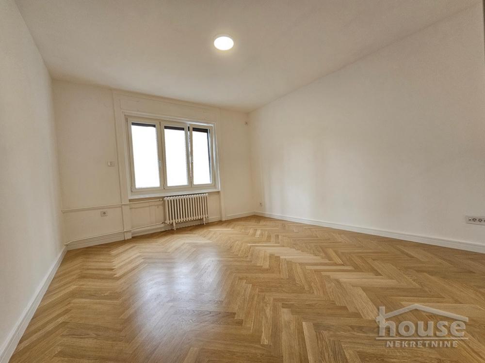 Slika 6 - Stan,NOVI SAD,CENTAR,kv: 85.00, € 297500, ID: 1063504