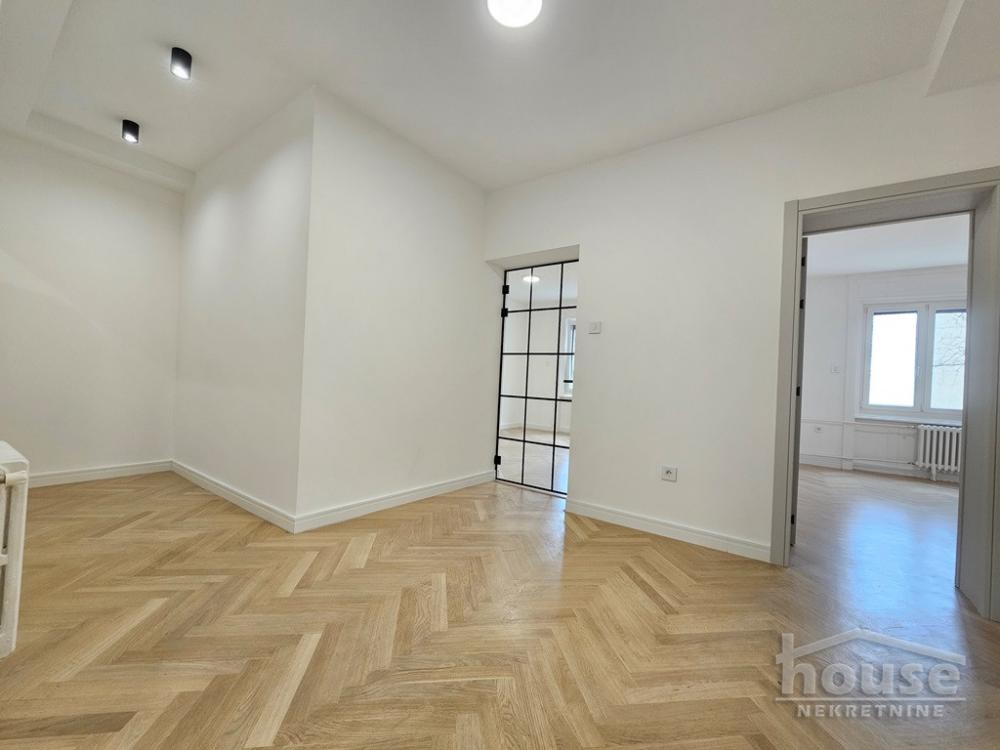 Slika 10 - Stan,NOVI SAD,CENTAR,kv: 85.00, € 297500, ID: 1063504