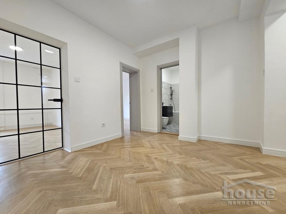 Slika 9 - Stan,NOVI SAD,CENTAR,kv: 85.00, € 297500, ID: 1063504