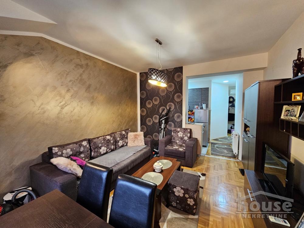 Slika 2 - Stan,NOVI SAD,CENTAR,kv: 41.00, € 115000, ID: 1063516