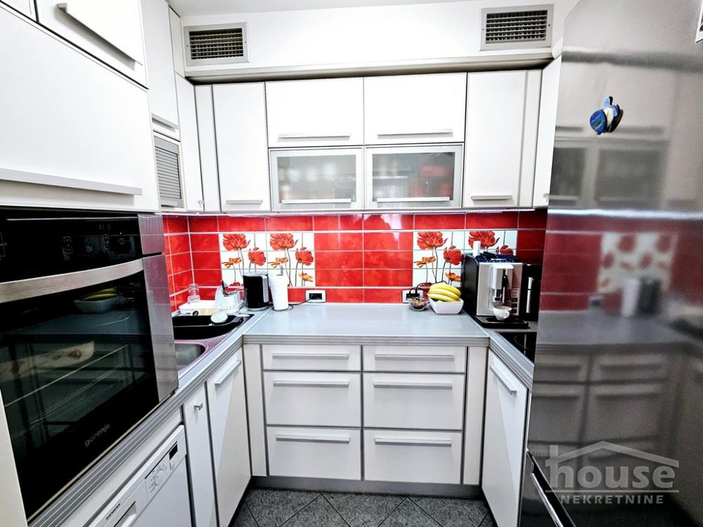 Slika 11 - Stan,NOVI SAD,CENTAR,kv: 105.00, € 319300, ID: 1063541