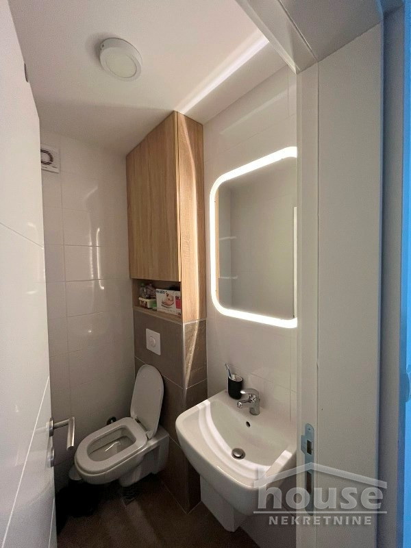 Slika 10 - Stan,NOVI SAD,CENTAR,kv: 62.00, € 200000, ID: 1061958