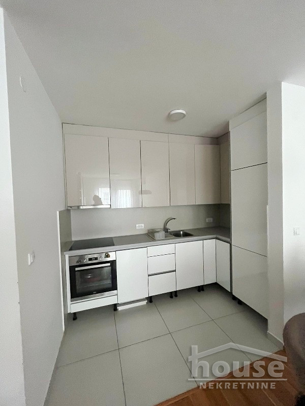 Slika 6 - Stan,NOVI SAD,CENTAR,kv: 62.00, € 200000, ID: 1061958