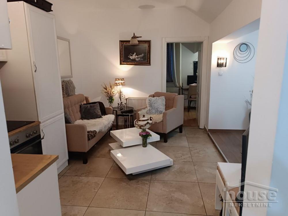 Glavna slika -Stan,NOVI SAD,BULEVAR,kv: 52.00, € 129800, ID: 1061502