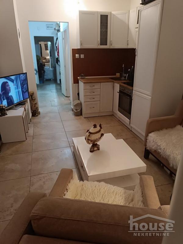 Slika 4 - Stan,NOVI SAD,BULEVAR,kv: 52.00, € 129800, ID: 1061502