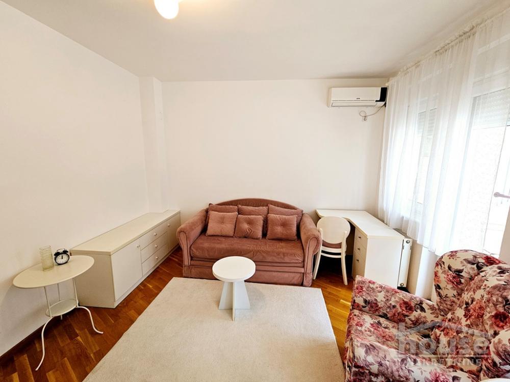 Slika 4 - Stan,NOVI SAD,GRBAVICA,kv: 34.00, € 128750, ID: 1063824