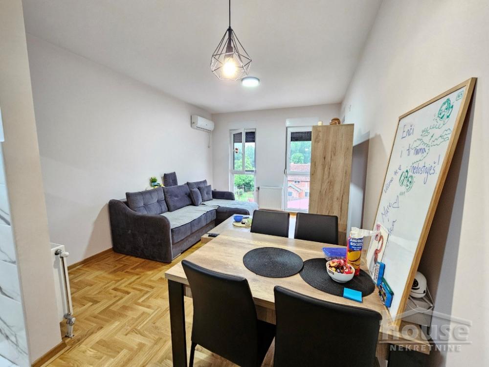 Slika 3 - Stan,NOVI SAD,ADICE,kv: 89.00, € 130000, ID: 1063671