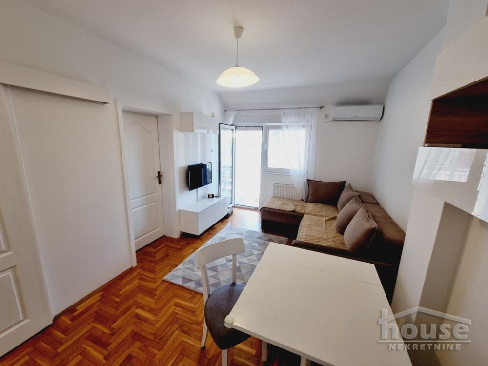 Slika 3 - Stan,NOVI SAD,CENTAR,kv: 39.00, € 130000, ID: 1063787