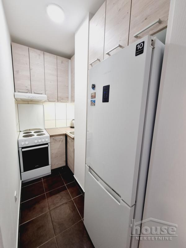 Slika 4 - Stan,NOVI SAD,CENTAR,kv: 39.00, € 130000, ID: 1063787