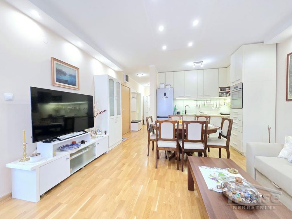 Slika 1 - Stan,NOVI SAD,ADICE,kv: 71.00, € 152650, ID: 1062729