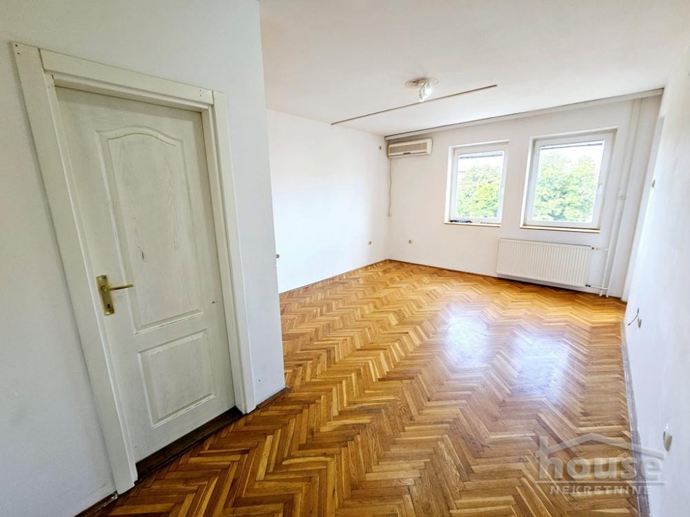 Slika 3 - Stan,NOVI SAD,CENTAR,kv: 42.00, € 123600, ID: 1063706