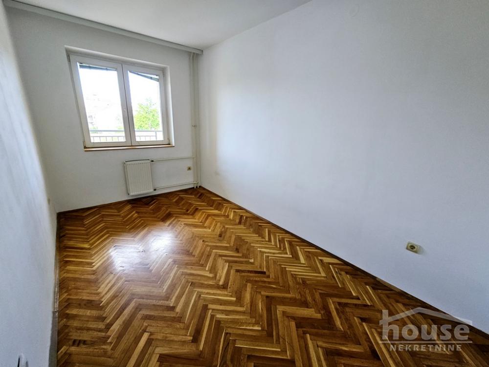 Slika 4 - Stan,NOVI SAD,CENTAR,kv: 42.00, € 123600, ID: 1063706