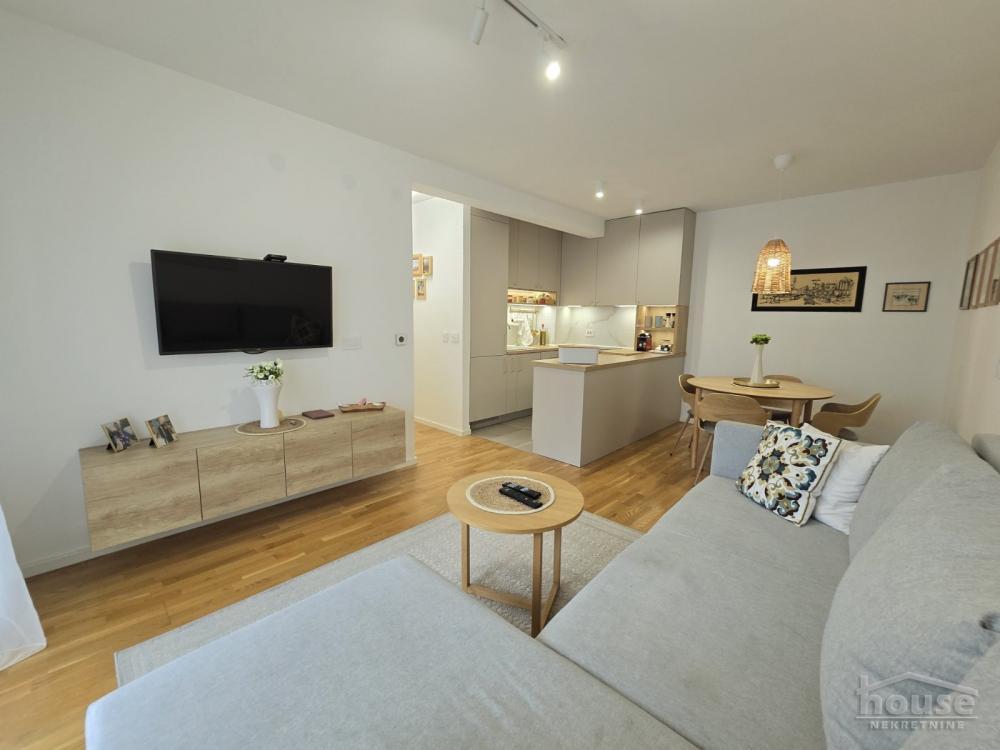 Glavna slika -Stan,NOVI SAD,NOVO NASELJE ŠONSI,kv: 58.00, € 200000, ID: 1062489