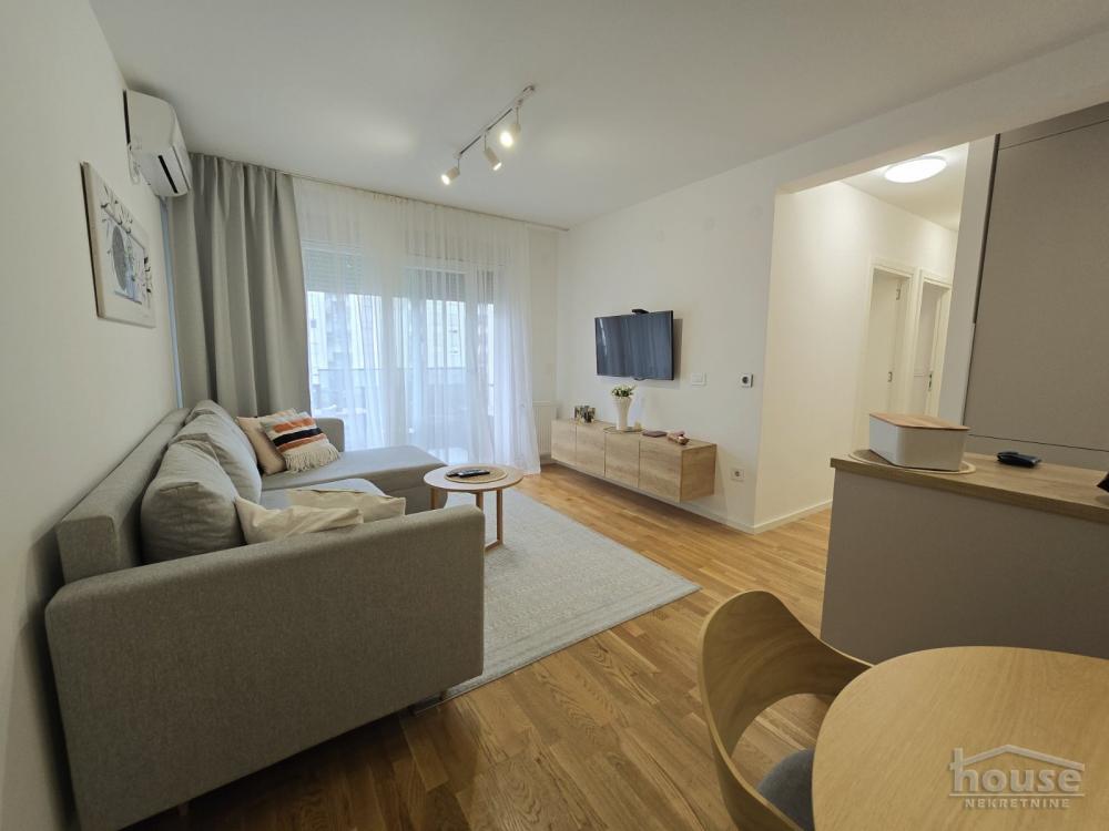 Slika 4 - Stan,NOVI SAD,NOVO NASELJE ŠONSI,kv: 58.00, € 200000, ID: 1062489