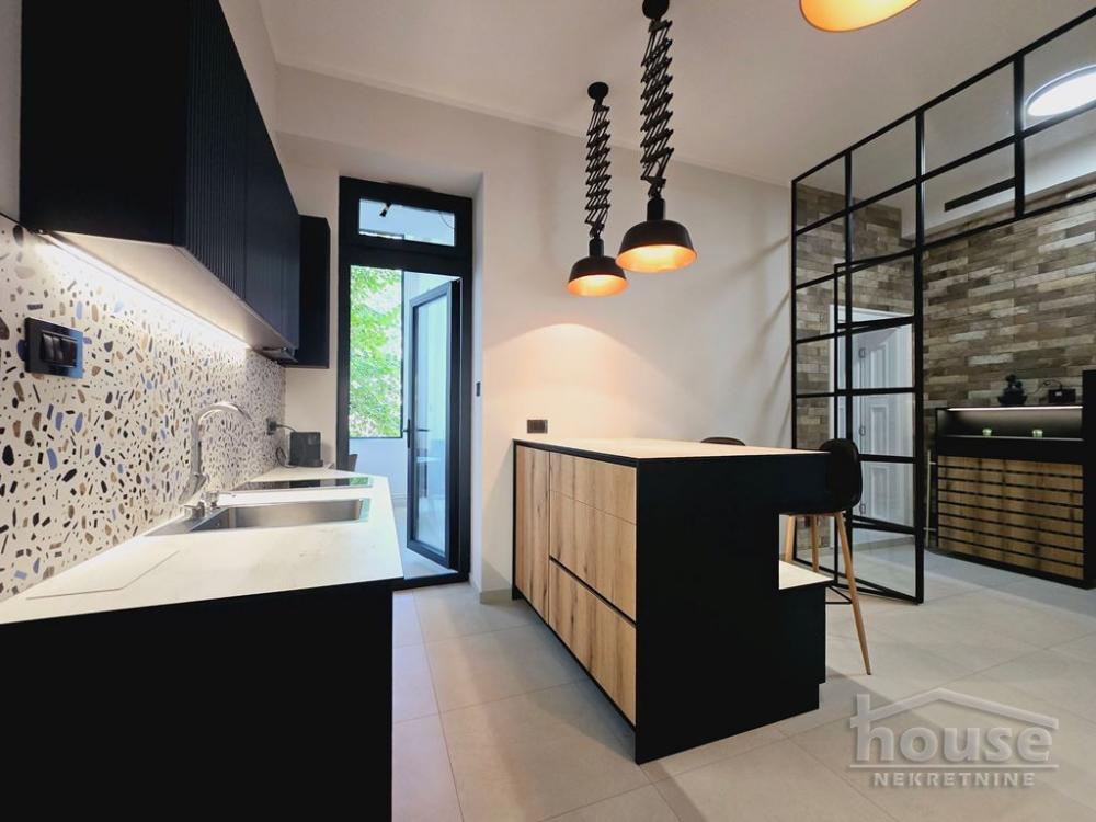 Slika 3 - Stan,NOVI SAD,CENTAR,kv: 100.00, € 345000, ID: 1062232