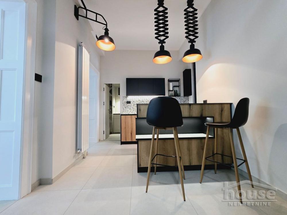 Slika 5 - Stan,NOVI SAD,CENTAR,kv: 100.00, € 345000, ID: 1062232