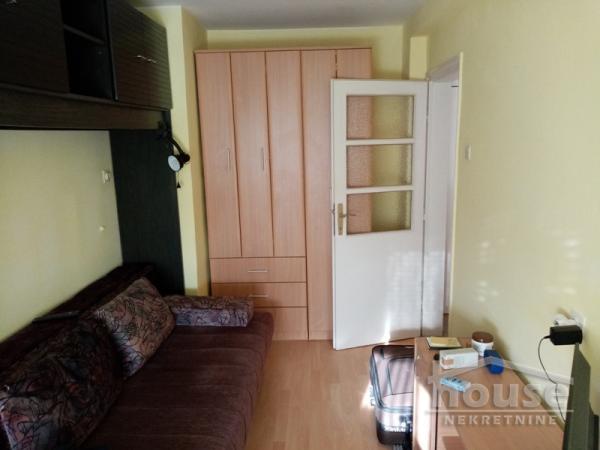 Slika 10 - Stan,NOVI SAD,BULEVAR,kv: 60.00, € 150000, ID: 1064008
