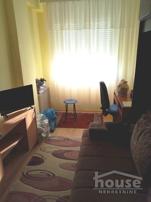 Slika 8 - Stan,NOVI SAD,BULEVAR,kv: 60.00, € 150000, ID: 1064008