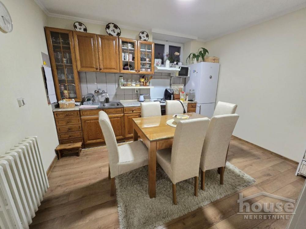 Slika 1 - Stan,NOVI SAD,CENTAR,kv: 88.00, € 184000, ID: 1063064