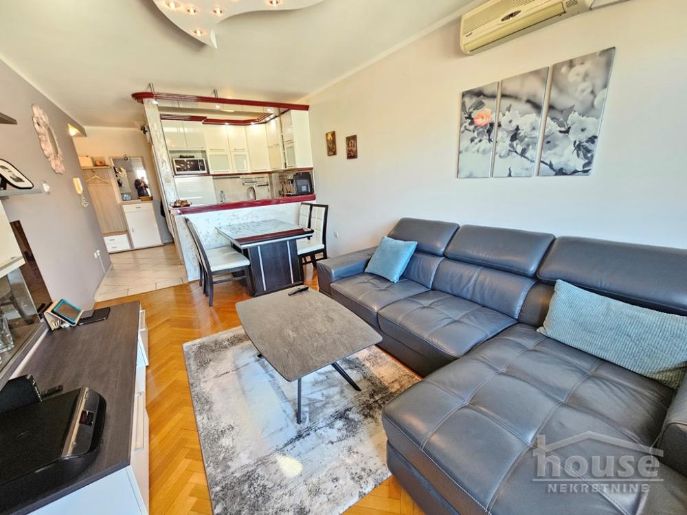 Slika 5 - Stan,NOVI SAD,GRBAVICA,kv: 80.00, € 206000, ID: 1063173