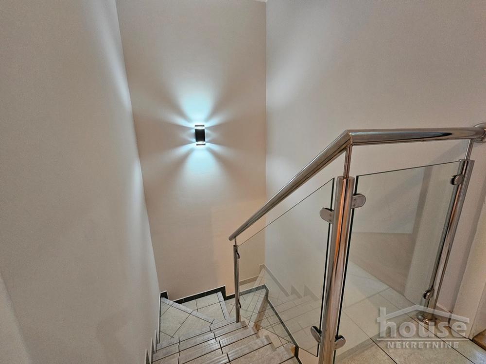 Slika 8 - Stan,NOVI SAD,GRBAVICA,kv: 80.00, € 206000, ID: 1063173