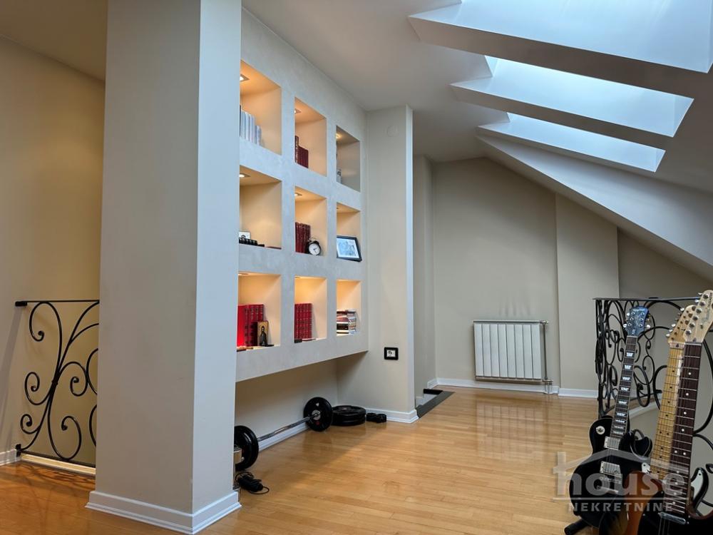 Slika 11 - Stan,NOVI SAD,GRBAVICA,kv: 134.00, € 380000, ID: 1063183