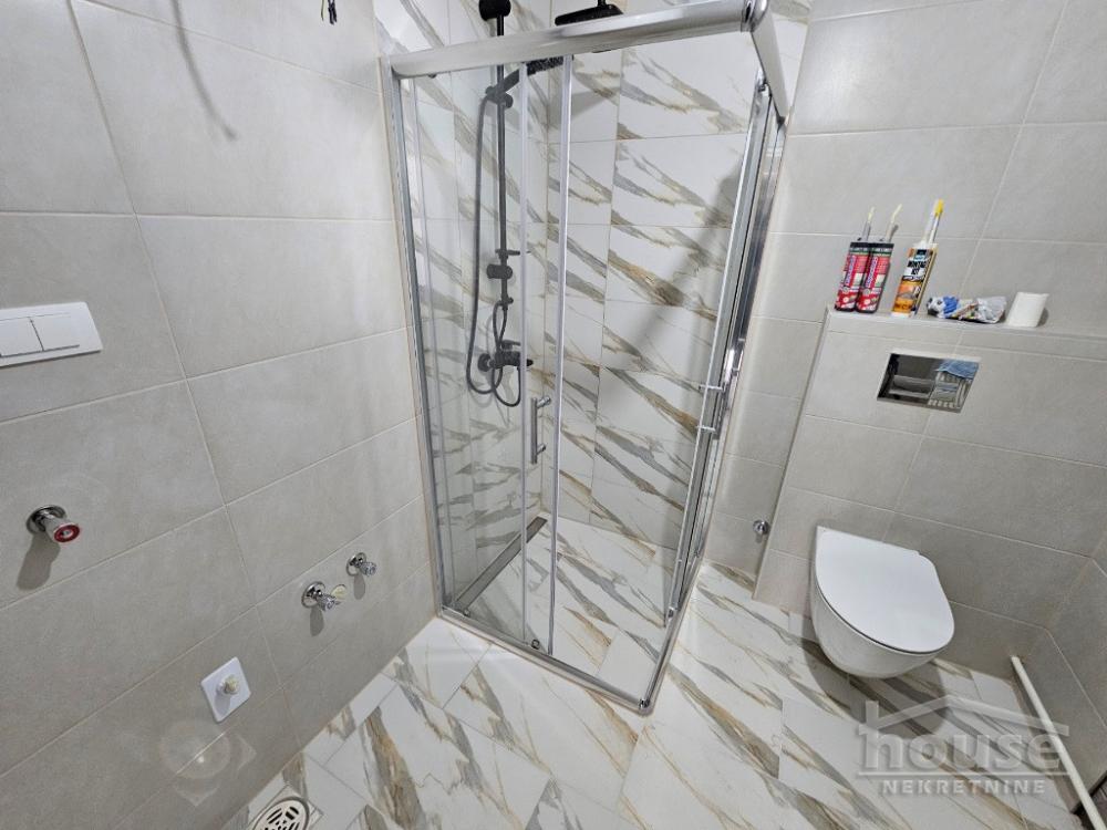 Slika 8 - Stan,NOVI SAD,BULEVAR,kv: 63.00, € 161400, ID: 1063239