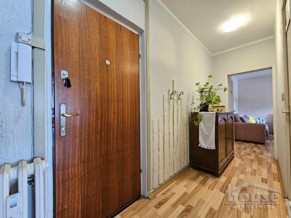 Slika 5 - Stan,PETROVARADIN,BLOK 8,kv: 63.00, € 128000, ID: 1063251