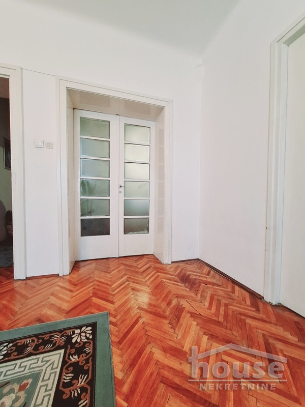 Slika 8 - Stan,NOVI SAD,CENTAR,kv: 127.00, € 381000, ID: 1063578