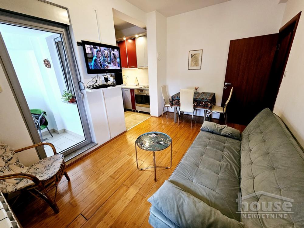 Slika 7 - Stan,NOVI SAD,CENTAR,kv: 31.00, € 108500, ID: 1063861