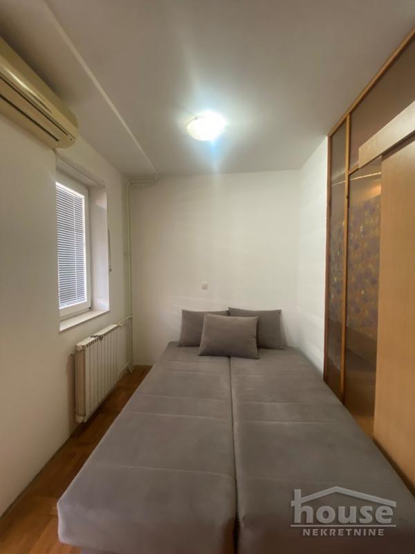 Slika 5 - Stan,NOVI SAD,BULEVAR,kv: 38.00, € 125000, ID: 1064027