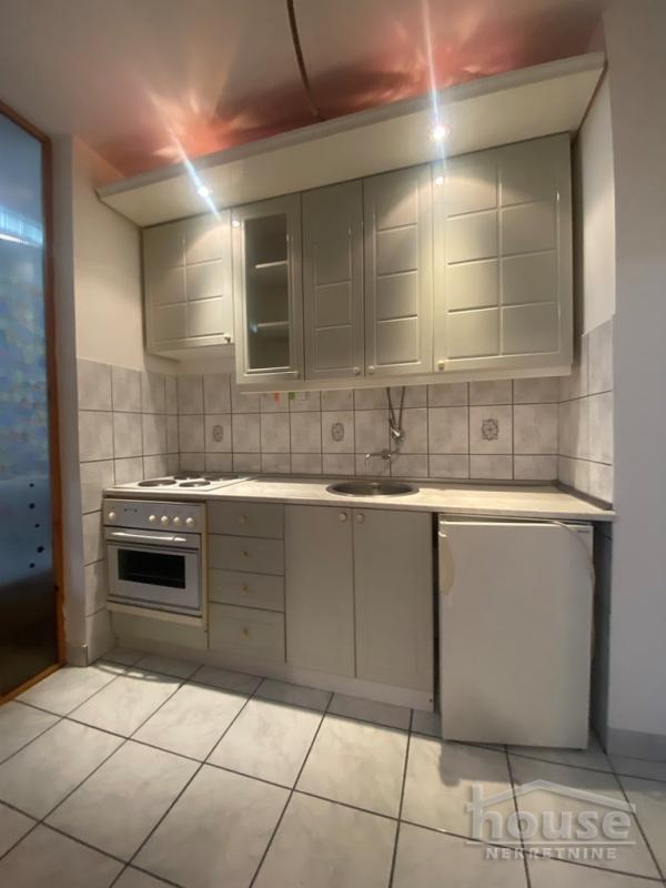 Slika 8 - Stan,NOVI SAD,BULEVAR,kv: 38.00, € 125000, ID: 1064027