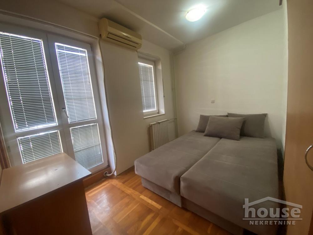 Slika 4 - Stan,NOVI SAD,BULEVAR,kv: 38.00, € 125000, ID: 1064027