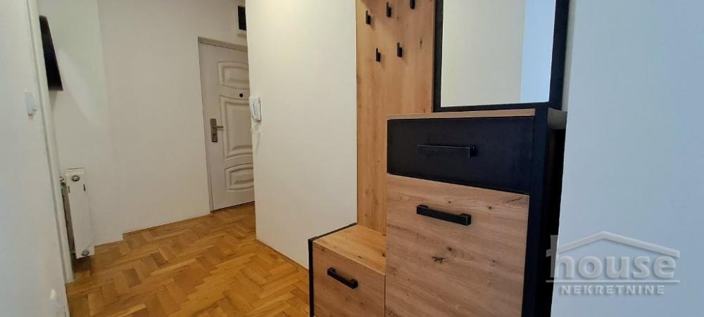 Slika 5 - Stan,NOVI SAD,CENTAR,kv: 56.00, € 146260, ID: 1063897