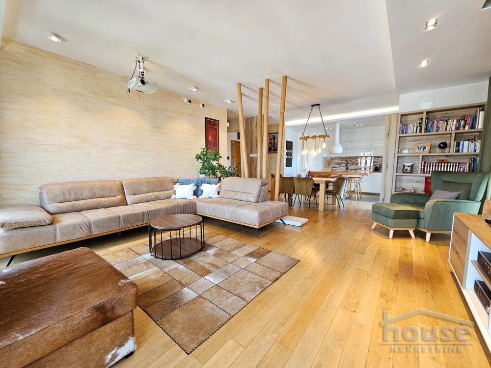 Slika 5 - Stan,NOVI SAD,CENTAR,kv: 132.00, € 500000, ID: 1063889