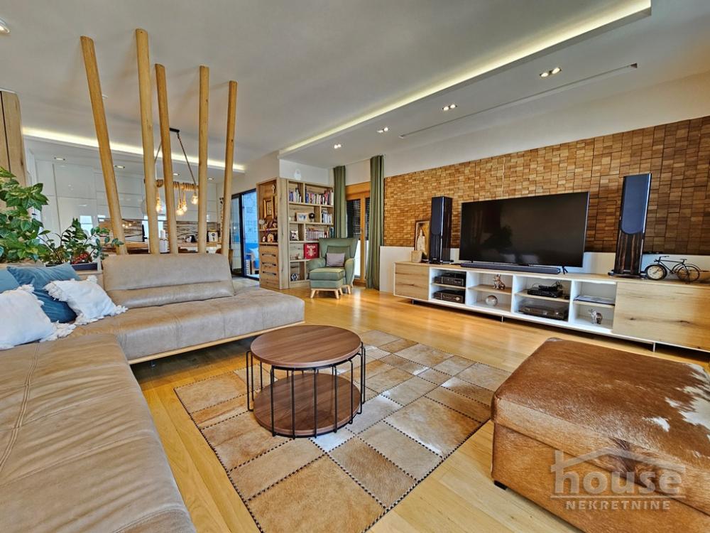 Slika 4 - Stan,NOVI SAD,CENTAR,kv: 132.00, € 500000, ID: 1063889